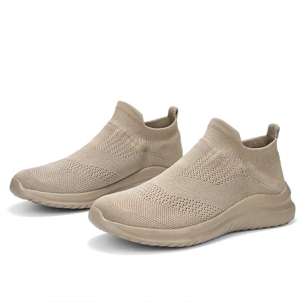 Bej Yumuşak Yeni Yenilik Tenis - Streetwear Brand In Vietnam incelemesi ve fiyatı